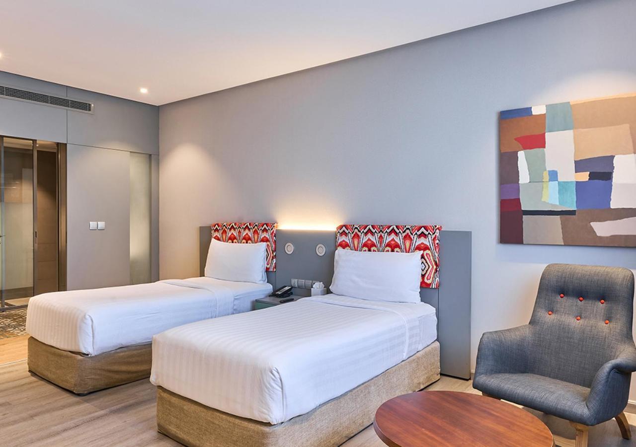 Ibis Styles Dubai Jumeira Exterior foto